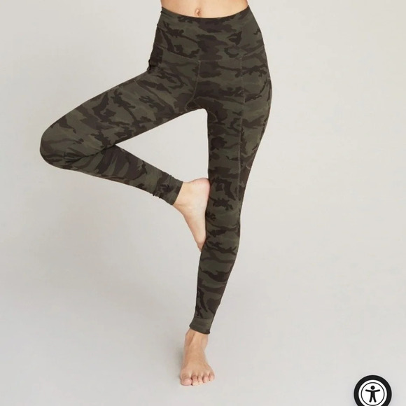 NWOT Strut This Camo Leggings/Tights - Picture 2 of 5